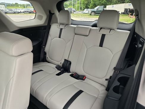New 2026 Honda Pilot Touring image 11