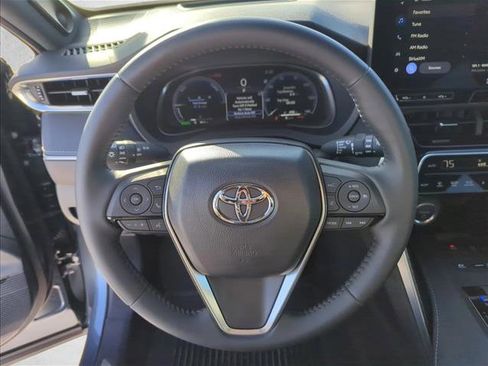 Used 2024 Toyota Venza Limited AWD/4WD image 14