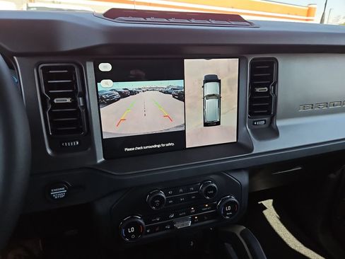 New 2026 Ford Bronco Badlands AWD/4WD image 24