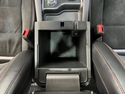 Certified 2025 Ford Explorer ST image 25