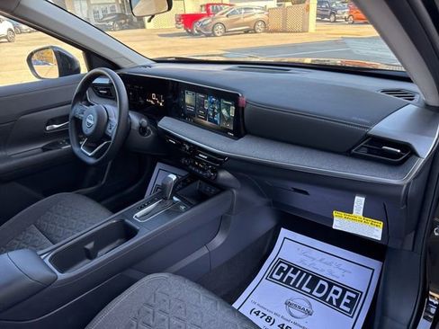 New 2026 Nissan Kicks SV w/ Cold Weather Package image 16