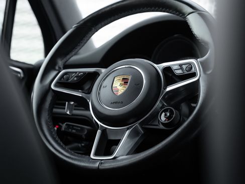 Used 2019 Porsche Macan S AWD/4WD image 10