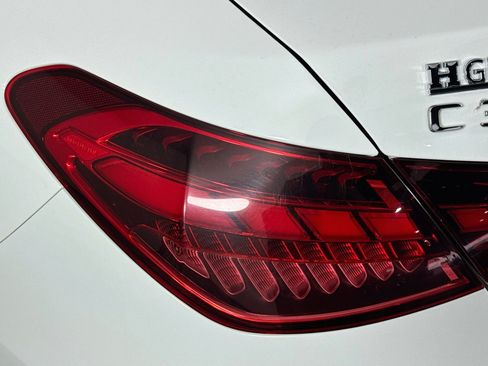 Used 2024 Mercedes-Benz C 300 Sedan image 33
