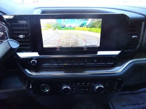 Certified 2022 GMC Sierra 1500 Elevation image 32