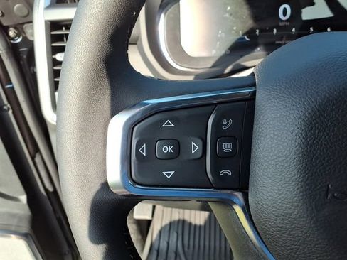 New 2026 RAM 2500 Laramie AWD/4WD image 19