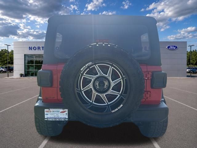 Used 2018 Jeep Wrangler Unlimited Sport AWD/4WD image 9