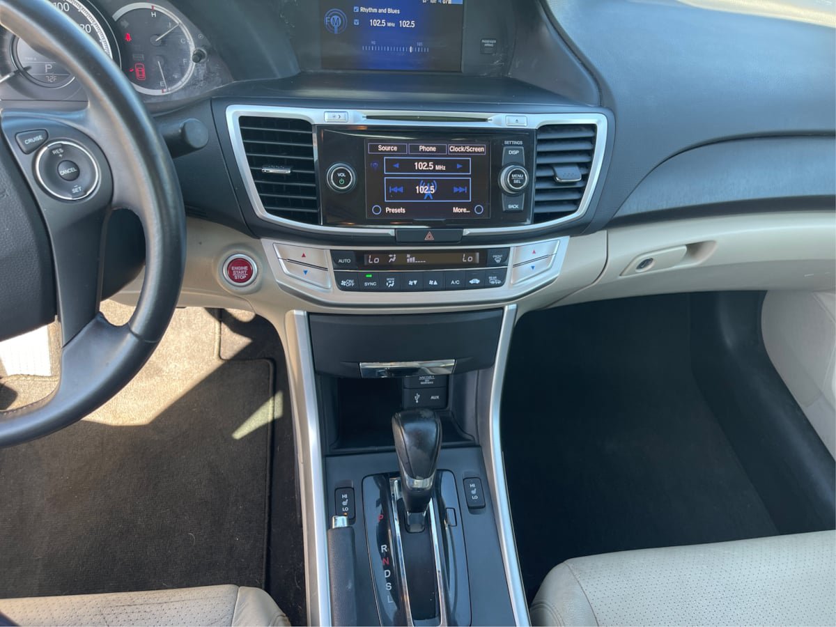 Used 2014 Honda Accord EX-L image 16
