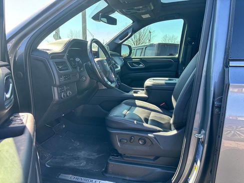 Used 2022 Chevrolet Tahoe LT w/ Luxury Package image 5