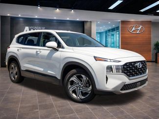 Used 2023 Hyundai Santa Fe SE FWD video 2