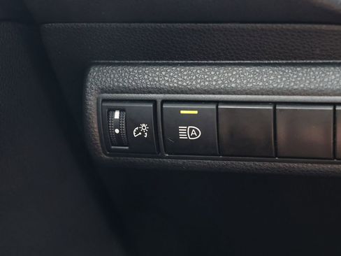 Used 2024 Toyota Corolla LE image 21