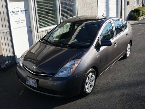 Used 2009 Toyota Prius Touring image 3