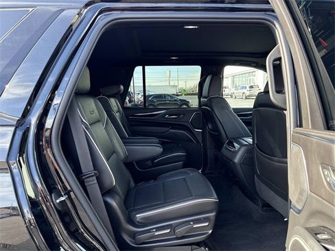 Certified 2023 Cadillac Escalade Sport w/ Touring Package image 17