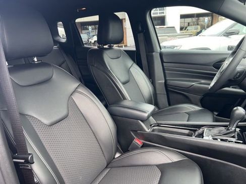 Used 2023 Jeep Compass Altitude image 26