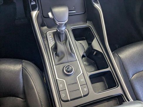 Used 2023 Kia Sorento S w/ Panoramic Sunroof Package FWD image 12