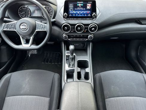 Used 2025 Nissan Sentra SV FWD image 14