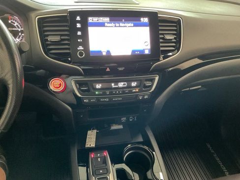 Used 2022 Honda Ridgeline Black Edition image 16
