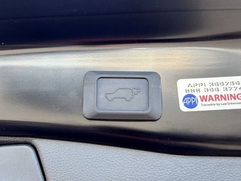 Certified 2024 Toyota RAV4 XLE image 17