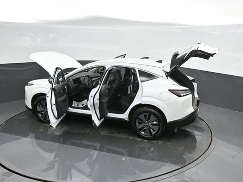 Used 2025 Nissan Murano SV AWD/4WD image 52