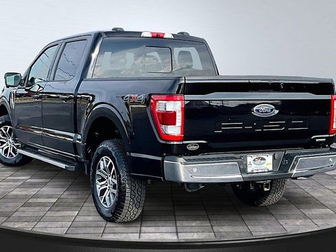 Used 2022 Ford F150 Lariat w/ Trailer Tow Package image 12