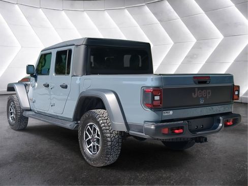 Used 2026 Jeep Gladiator Rubicon AWD/4WD image 5
