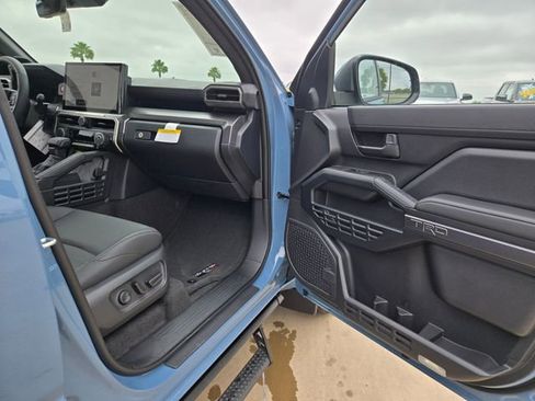 New 2026 Toyota 4Runner TRD Sport Premium AWD/4WD image 21