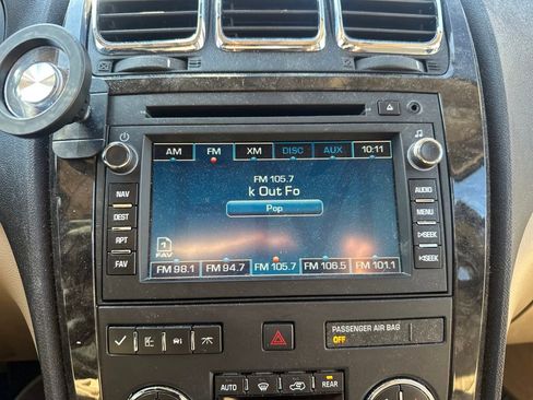 Used 2012 GMC Acadia Denali image 13