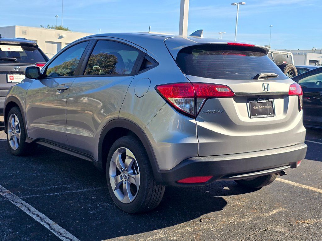 Used 2022 Honda HR-V LX image 7