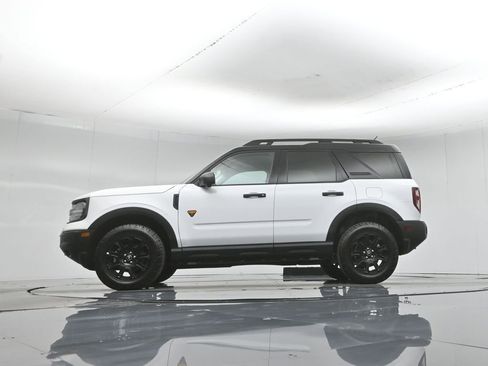 Used 2025 Ford Bronco Sport Badlands AWD/4WD image 8