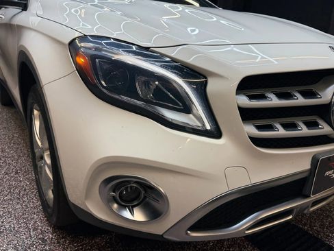 Used 2019 Mercedes-Benz GLA 250 4MATIC image 12