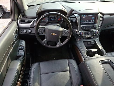 Used 2018 Chevrolet Tahoe LT image 12