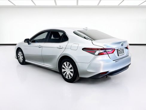 Used 2024 Toyota Camry LE FWD image 6