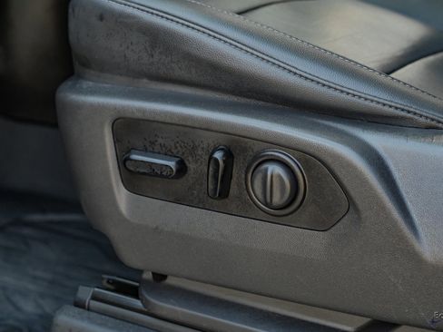 Used 2021 GMC Sierra 1500 SLT w/ SLT Premium Plus Package image 47