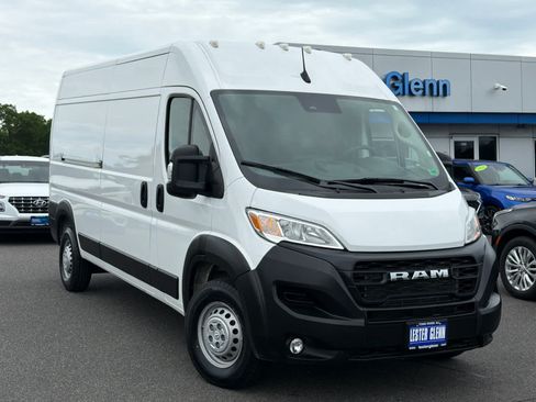Used 2024 RAM ProMaster 2500 w/ Convenience Group FWD image 23