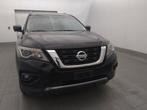 Used 2020 Nissan Pathfinder Platinum FWD image 14