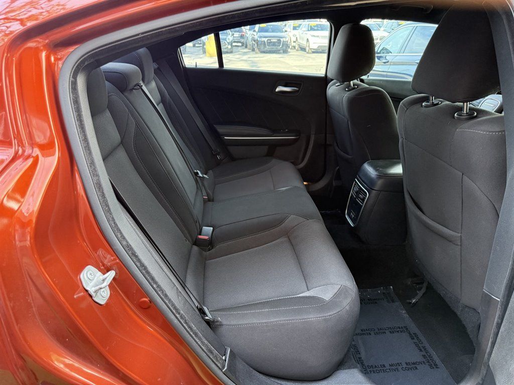Used 2020 Dodge Charger SXT RWD image 17