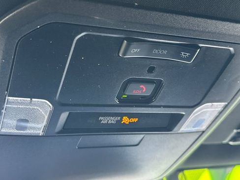 Used 2024 Toyota Tacoma TRD Sport image 33