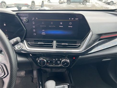 Used 2024 Chevrolet Trax RS w/ Driver Confidence Package image 21