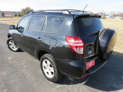 Used 2010 Toyota RAV4 2WD image 5
