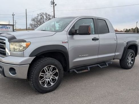 Used 2010 Toyota Tundra 4x4 Double Cab image 1