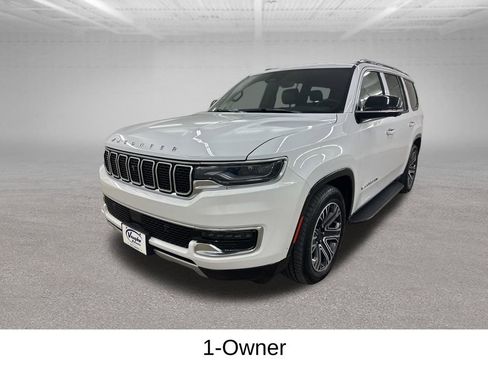 Used 2024 Jeep Wagoneer Series II w/ Convenience Group I AWD/4WD image 7