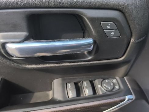 Certified 2022 Chevrolet Silverado 1500 LT w/ Bed Protection Package AWD/4WD image 10