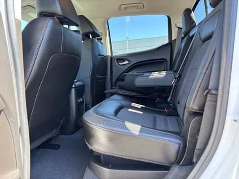 Used 2021 GMC Canyon AT4 image 15