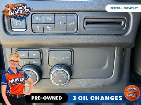 Used 2022 Chevrolet Suburban RST w/ Luxury Package image 31