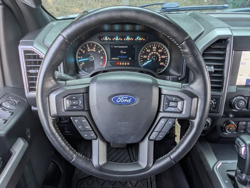 Used 2020 Ford F150 XLT w/ Equipment Group 302A Luxury AWD/4WD image 23