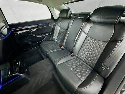 Used 2022 Audi S8 w/ S8 Executive Package image 25