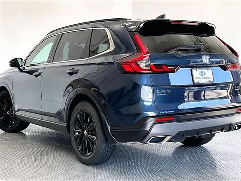 Used 2023 Honda CR-V Sport Touring image 12