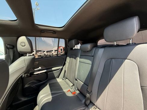 Used 2024 Mercedes-Benz GLB 250 4MATIC image 21