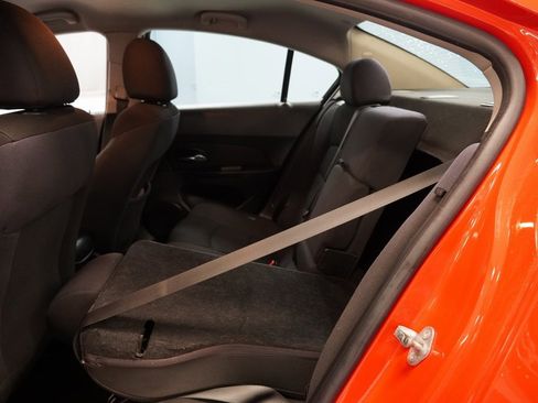 Used 2015 Chevrolet Cruze LT image 25