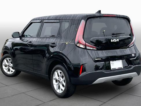 Used 2024 Kia Soul LX w/ Option Group 015 FWD image 12