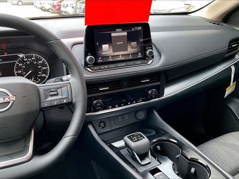 New 2026 Nissan Rogue SV image 6